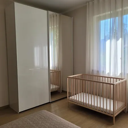 度假居 Paradise Vista Di A *